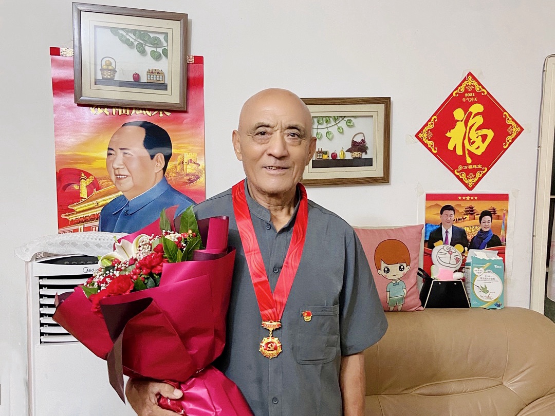 3张西文.jpg 3张西文.jpg