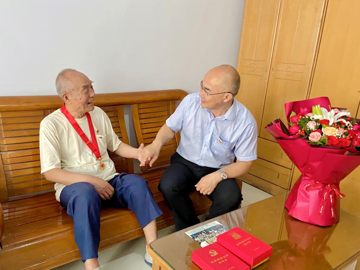 5汲恒林.jpg 5汲恒林.jpg