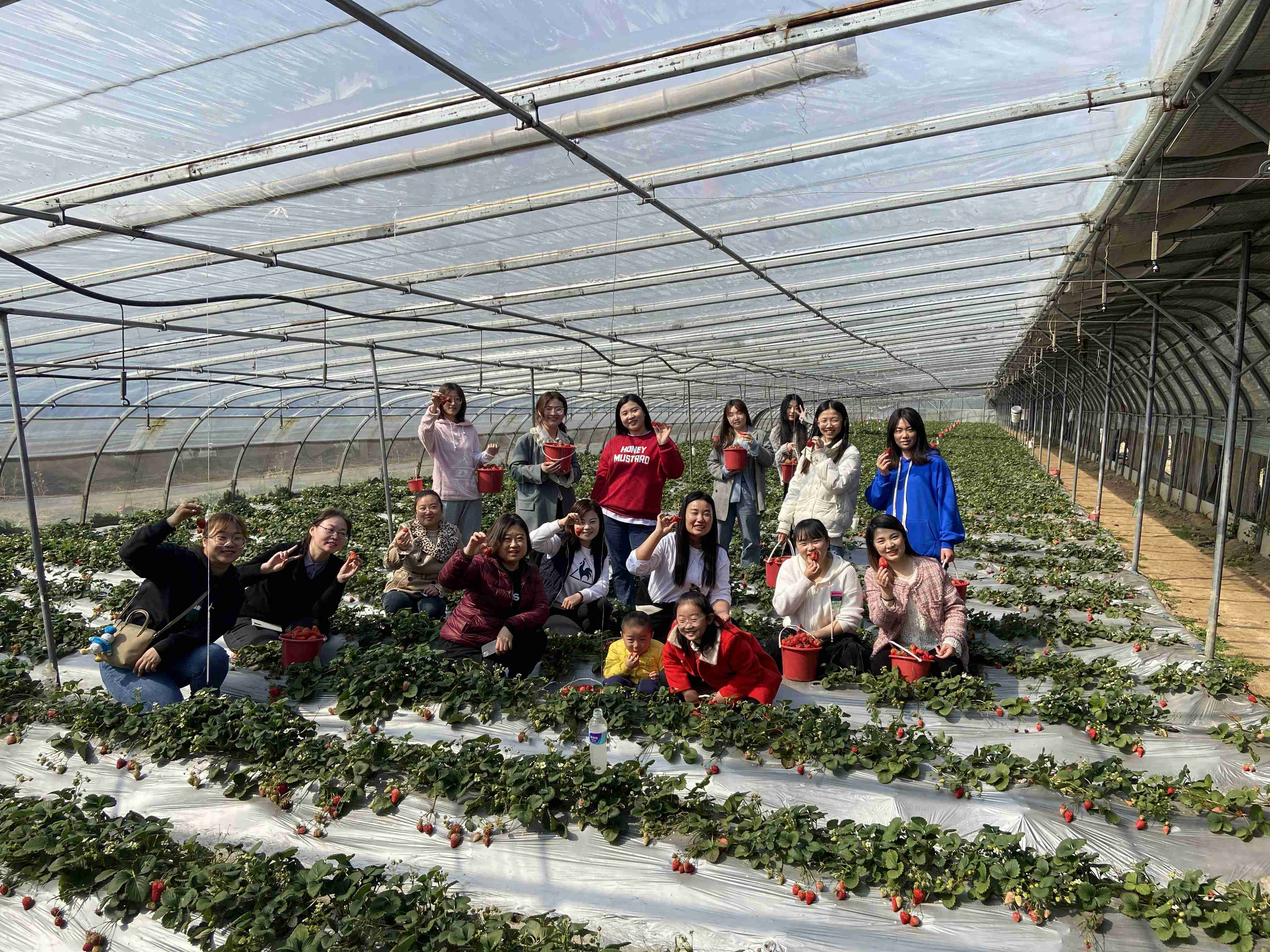 6.六公司.jpg 6.六公司.jpg